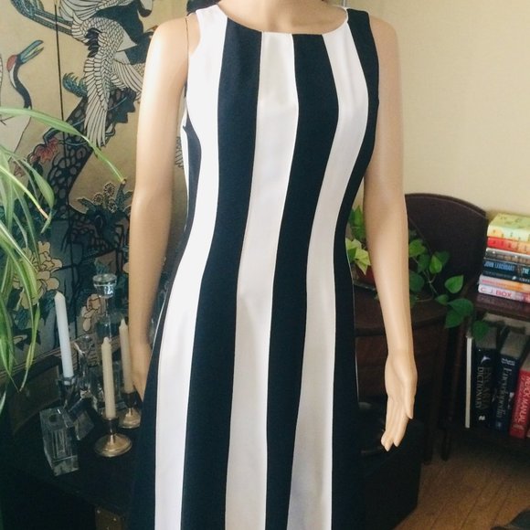 Anne Klein Black&White Dress, Sz 4, FREE SHIPPING - Picture 4 of 7